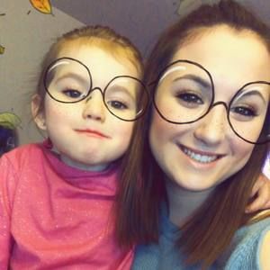 Meet your Posher, Ashley